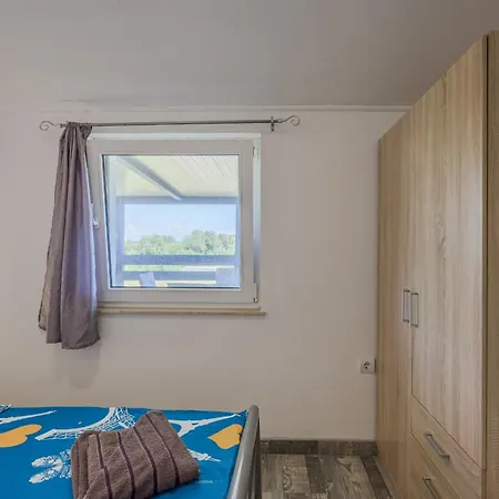 Marlera Apartments With Sea View Liznjan Exterior photo