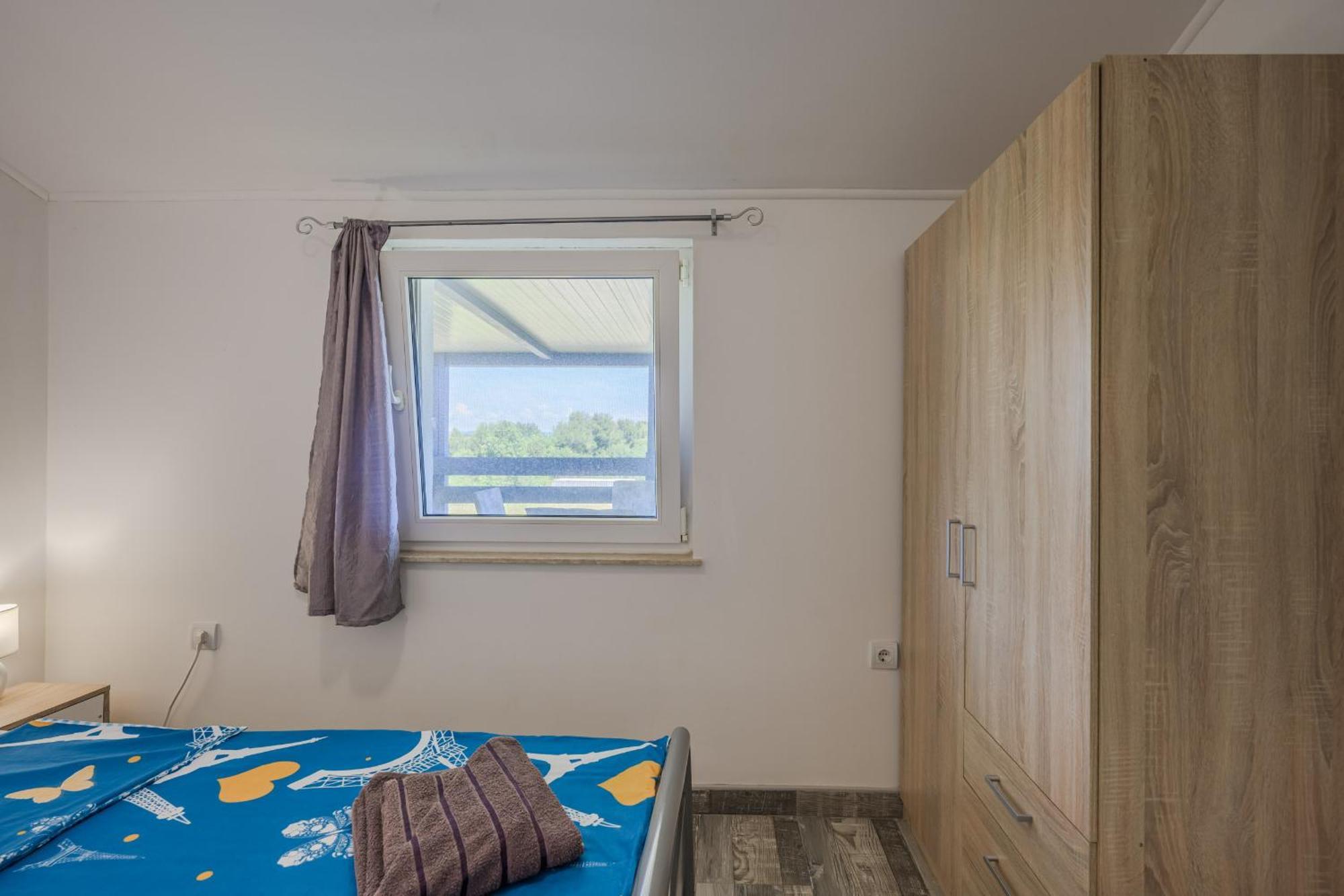 Marlera With Sea View Apartman Liznjan