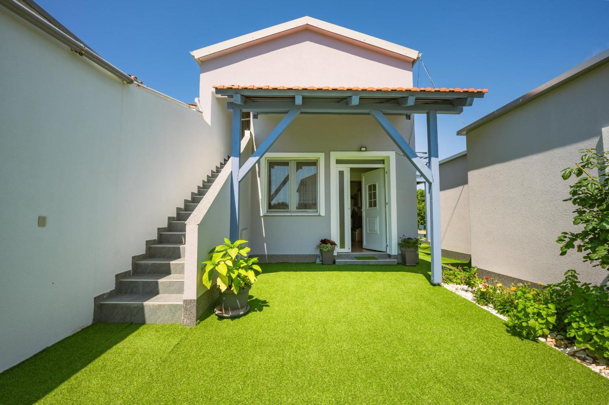 Marlera With Sea View Apartman Liznjan